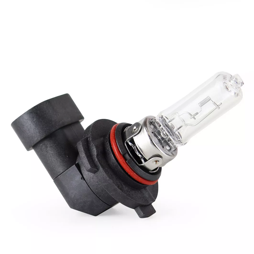 Żarówka AMiO HB3 9005 CLEAR - żarówka z bliska