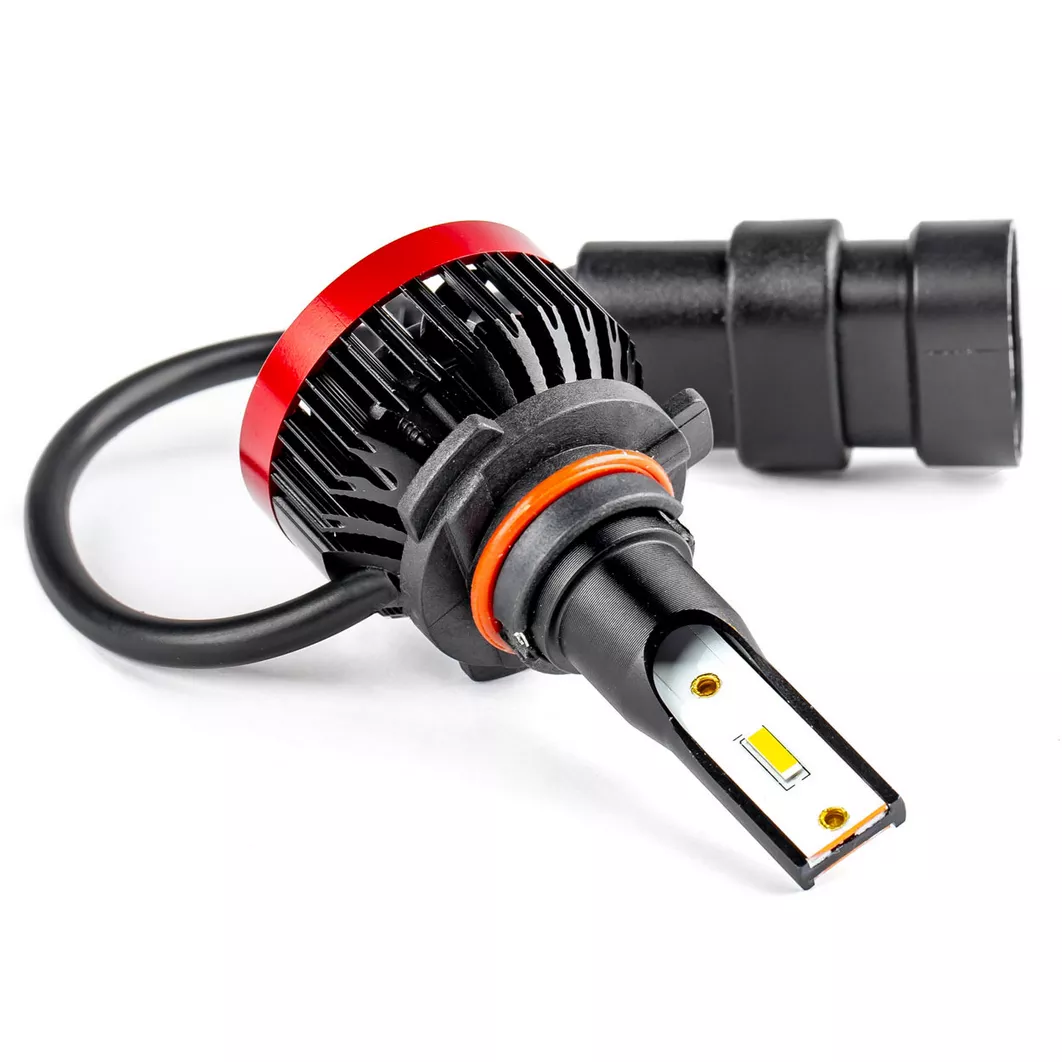 Żarówki LED HB3 (9005) AMiO – żarówka z bliska