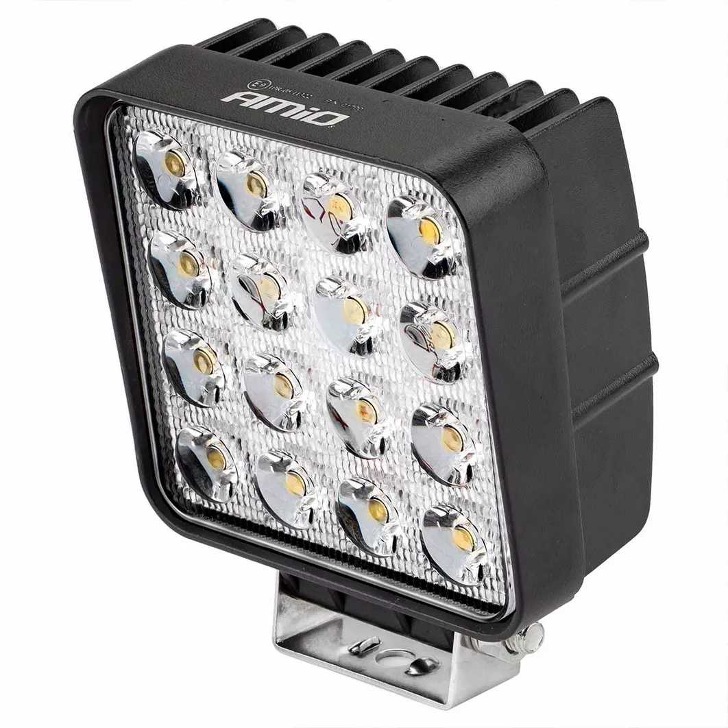 Lampa robocza LED - widok z przodu