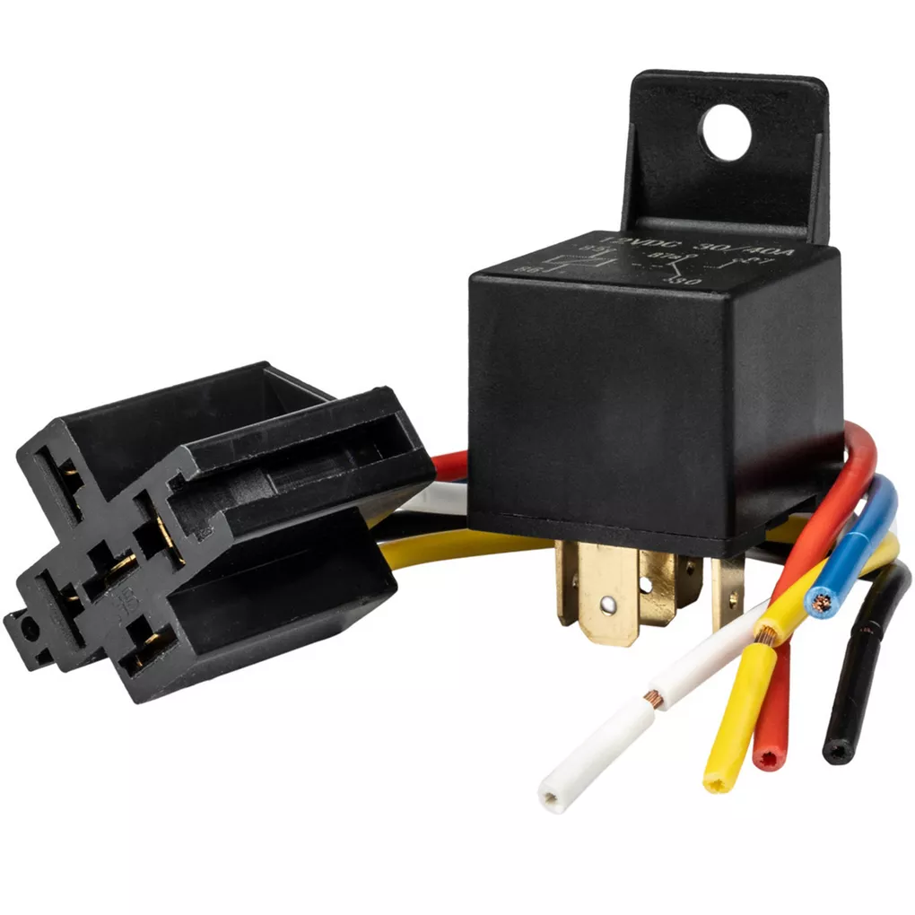 Przekaźnik 12V 40A z gniazdem przód