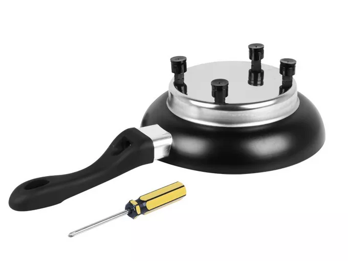 Patelnia 24V — patelnia od spodu