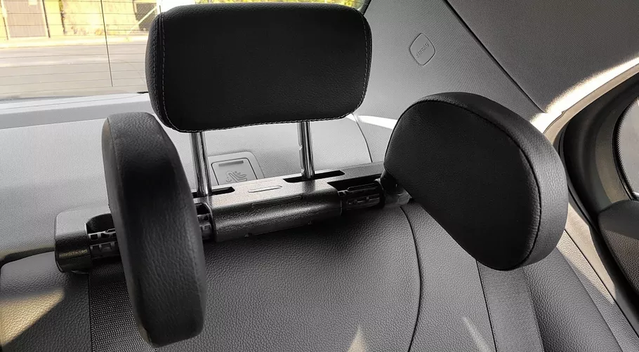 Zestaw oparcia samochodowego khaki- montaż na zagłówku