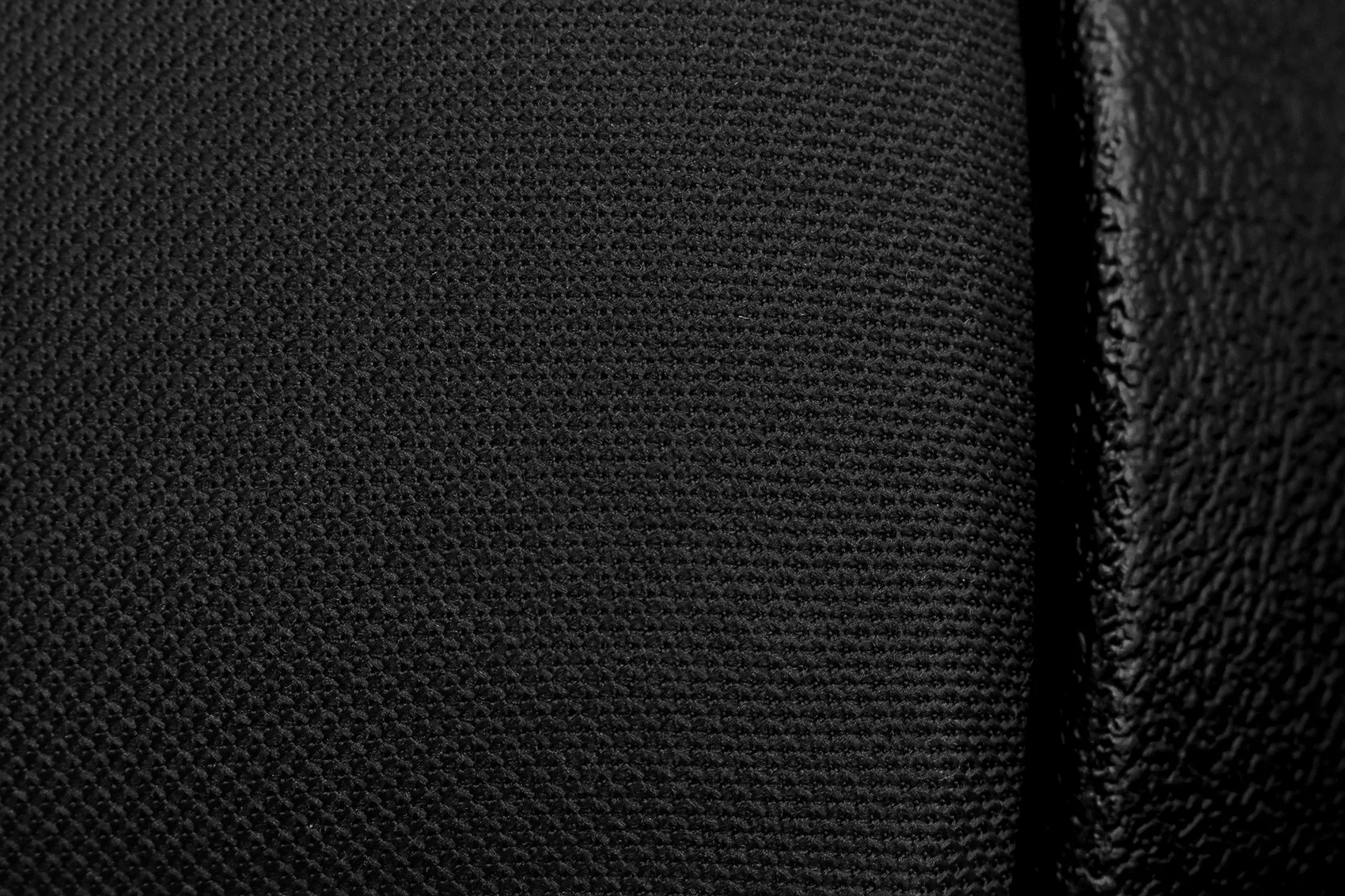 Podłokietnik – wysoka jakość wykonania - materiał z bliska