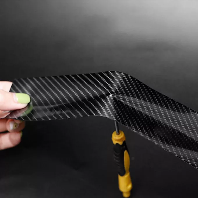 Folia Hoalte Carbon 5D - przykład zastosowania i odporność