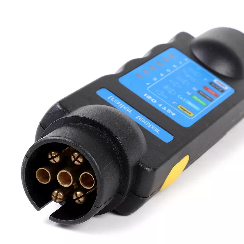 Tester 7-pin – widok z bliska