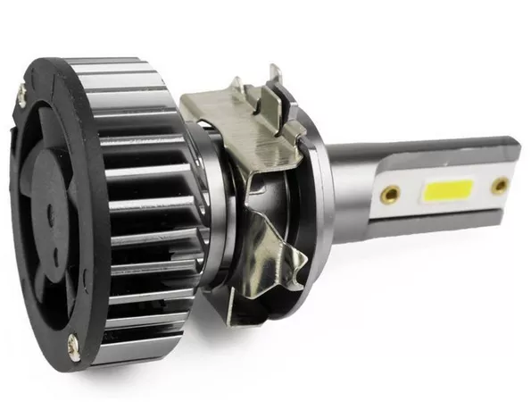 Adapter H7 - widok z bliska