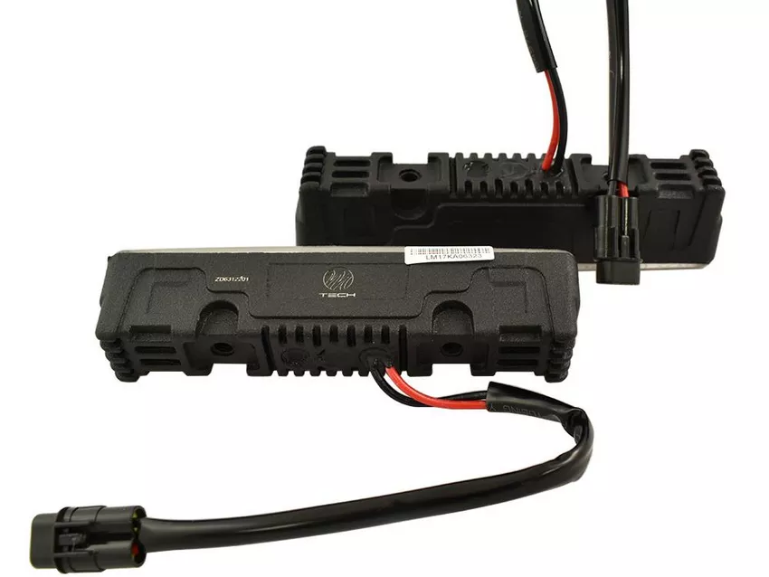 M-TECH LD905 HP - komplet świateł - widok z tyłu