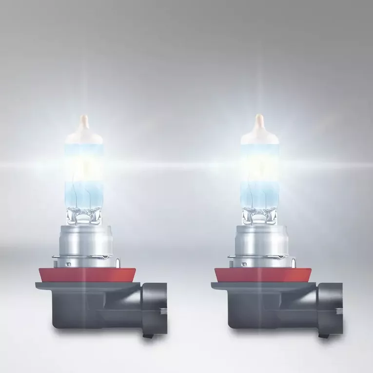 OSRAM H11 Night Breaker 220 – zbliżenie żarówek