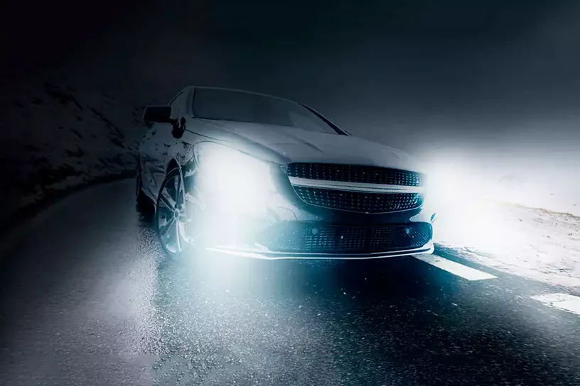 Philips H7 WhiteVision Ultra żarówka - w pojeździe