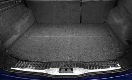Mata antypoślizgowa Carmotion 90x110 cm do bagażnika
