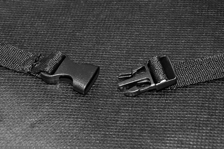 Osłona uniwersalna na przednią szybę Hoalte 100x180 cm z paskiem